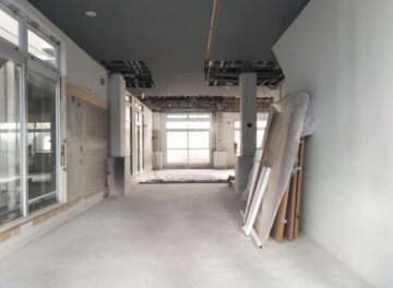 内装工事作業現場